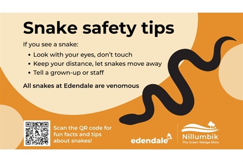 snake safety sign